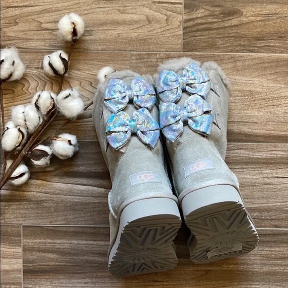 🌿UGG BAILEY BOW ABSTRACT SPLATTER BOOTS🌿 - Picture 6 of 15